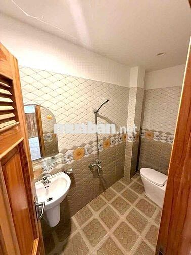 PHÒNG SẠCH SẼ – AN NINH – GIÁ CỰC TỐT CÁCH IUH 700m