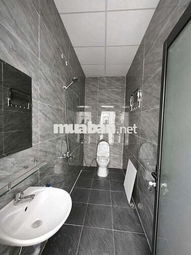 SHOPHOUSE 3 TẦNG, ĐƯỜNG 15 KĐT LAKESIDE LIÊN CHIỂU, 3PN, TẦNG 1 TRỐNG