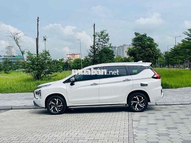 Mitsubishi Xpander 2024 Premium 1.5 AT - 20000 km