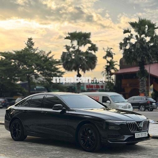 VinFast Lux A2.0 2022 A2.0 Tiêu chuẩn - 71000 km