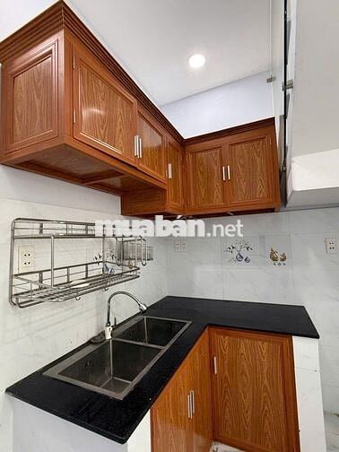 Nhà nguyên căn ni sư huỳnh liền gần lạc long quân lý thường kiệt âu cơ