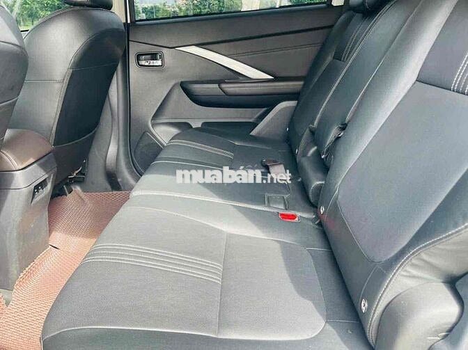Mitsubishi Xpander 2024 Premium 1.5 AT - 20000 km