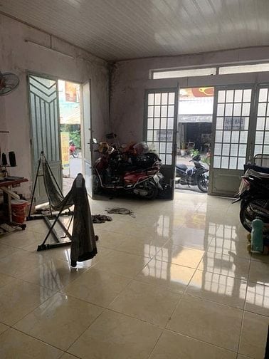 Nhà mặt tiền đường số Lý Phục Man Quận 7. KDBB đỉnh. 5,4*20,6. 9,3 tỷ.