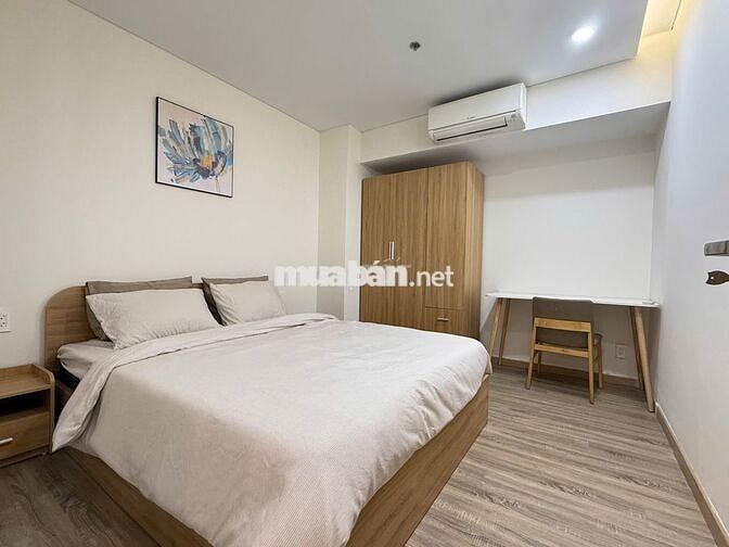 CHÍNH CHỦ BÁN FHOME 2 PN NỘI THẤT - CĂN GÓC BAN CÔNG HƯỚNG ĐÔNG MÁT MẺ
