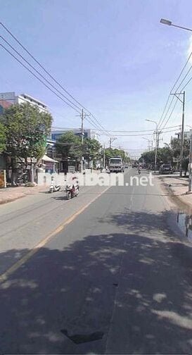 Bán nhà trệt lầu, 2 phòng ngủ, gần bến xe buýt Thới An, Quận 12.