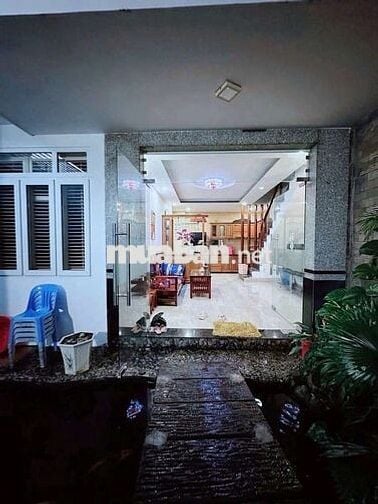 QM Cho thuê nhà nguyên căn có sân vườn ngay trung tâm Nha Trang