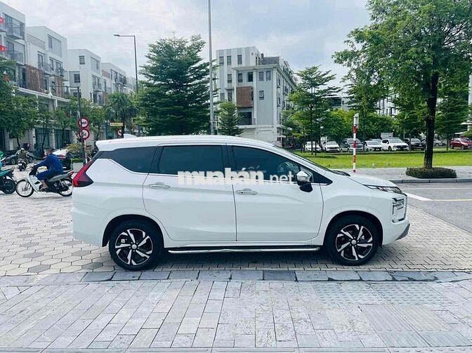 Mitsubishi Xpander 2024 Premium 1.5 AT - 20000 km