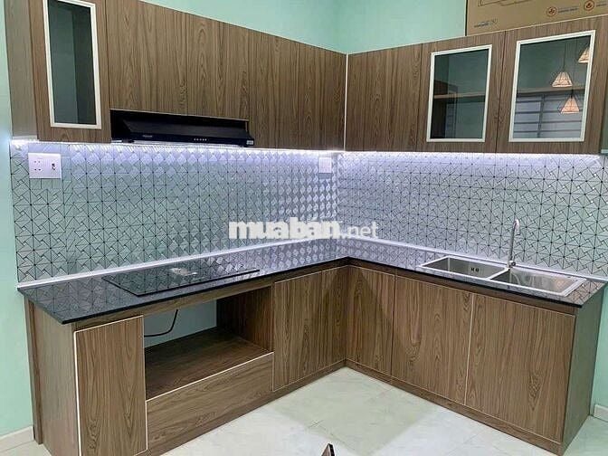 Nhà 3PN rộng rãi, trung tâm quận 10, thuận tiện ở, KD online.