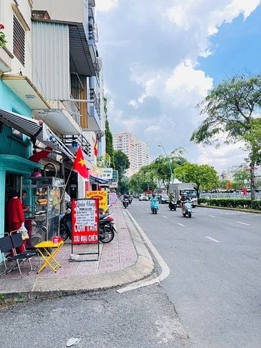 Bán nhà 1058B Trường Sa, Q3. vị trí VIP CÁCH Mặt tiền Trường Sa 10m
