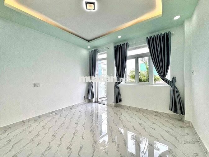🔥STUDIO BAN CÔNG MÁY LẠNH NỘI THẤT ĐẦY ĐỦ GẦN LÊ THỊ RIÊNG