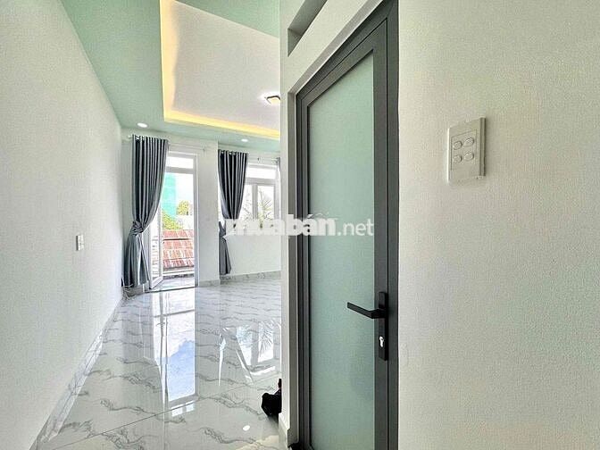 🔥STUDIO BAN CÔNG MÁY LẠNH NỘI THẤT ĐẦY ĐỦ GẦN LÊ THỊ RIÊNG