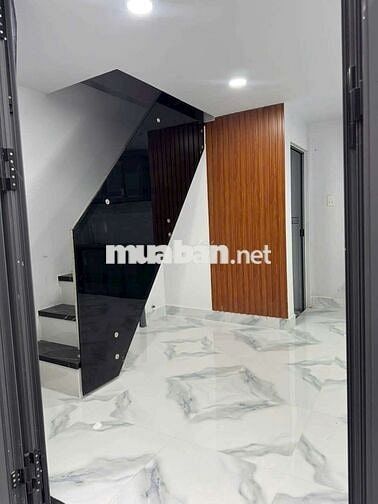 Nhà sân trước 2m Huỳnh Tấn Phát Quận 7
