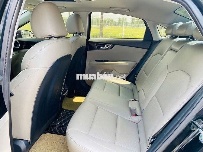 Kia Cerato 1.6 Luxury – 2020