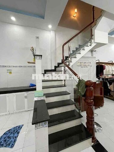 NHÀ MẶT TIỀN KINH DOANH TÂN BÌNH, 4X15, 2 TẦNG, ĐƯỜNG 10M CÔNG VIÊN