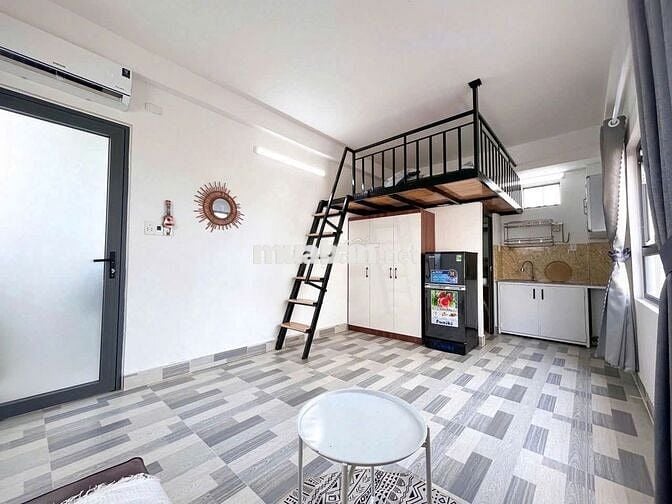 CHDV DUPLEX THOÁNG MÁT NGAY NGÃ TƯ GÃ - GẦN ĐH NGUYỄN TẤT THÀNH