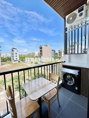 TRỐNG SẴN PHÒNG FULL NỘI THẤT, BAN CÔNG MÁY GIẶT RIÊNG KHU FPT