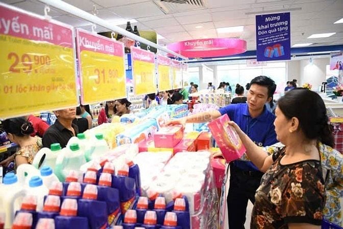 Siêu thị bổ sung nhân viên thu ngân bán hàng tạp vụ bảo vệ đi làm ngay
