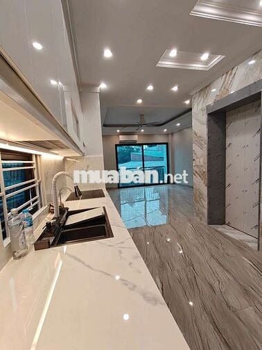 Bán nhà Ngõ 63 phố Cổ Linh Thạch Bàn.Ngõ ô tô vào nhà 6T mới Thang máy
