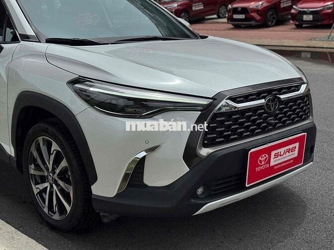 Cross 1.8V 2020 màu trắng - Xe gia đình đi siêu kỹ