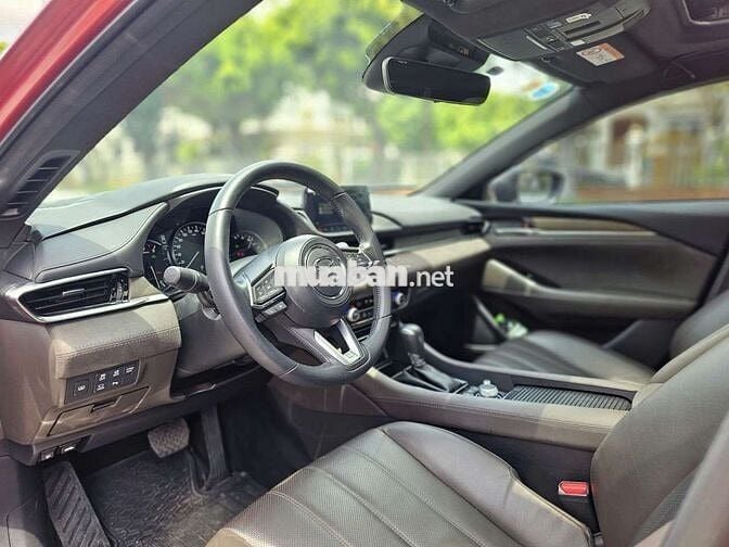 MAZDA 6 2023 Signature Premium 2.5 AT - 15000 km