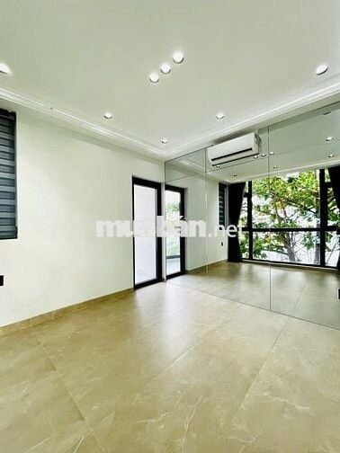 SIÊU PHẨM CỰC HOT -152B Nguyễn Trọng Tuyển, P8, PN - DT 6x18m