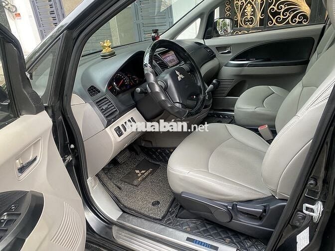 Mitsubishi Grandis 2006  - 126000 km