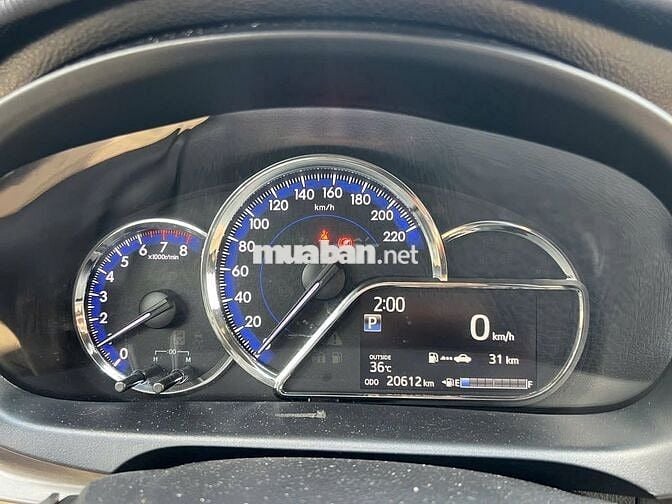 Toyota Yaris 1.5G 2022 - siêu lướt, còn quá xá mới