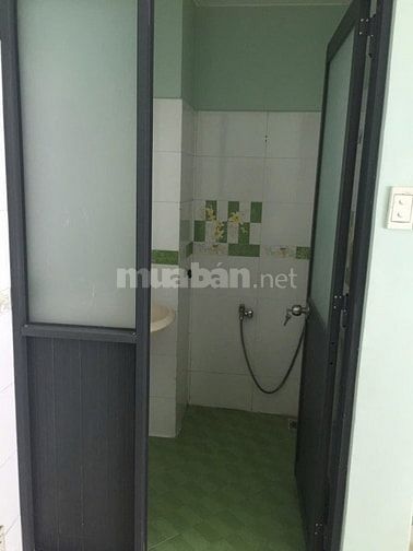 Chính chủ cho thuê nhà 186/10 Trần Quang Khải, Quận 1, trệt, 3 lầu