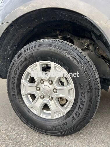Ford Ranger 2022 XLS 2.2L tự động 1 cầu rất đẹp