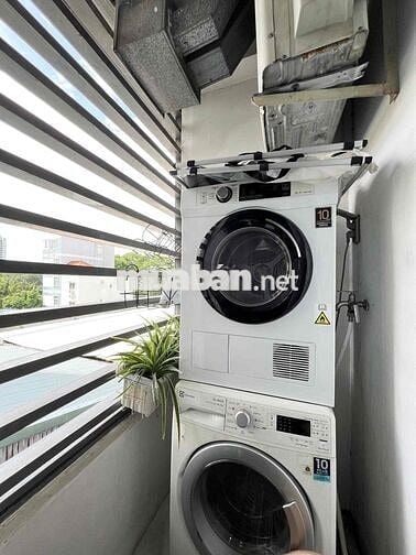 Cho thuê căn studio full đẹp y hình máy giặt máy sấy ở ngay