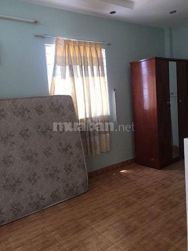 Chính chủ cho thuê nhà 186/10 Trần Quang Khải, Quận 1, trệt, 3 lầu