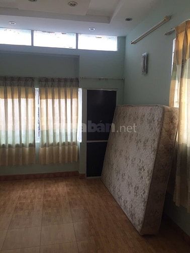 Chính chủ cho thuê nhà 186/10 Trần Quang Khải, Quận 1, trệt, 3 lầu