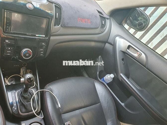 Kia Forte 2011 SX 1.6 AT - 100000 km