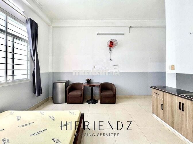 STUDIO FULL NỘI THẤT MỚI XÂY CÓ CỬA SỔ GẦN ĐẠI HỌC VĂN HIẾN CÔNG THƯƠN