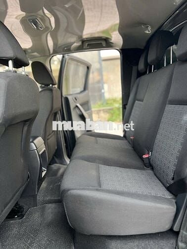 Ford Ranger 2022 XLS 2.2L tự động 1 cầu rất đẹp
