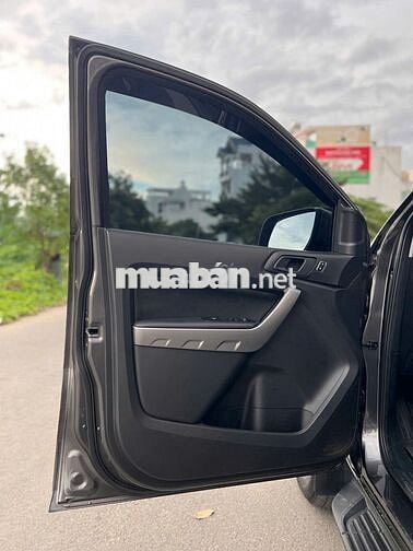 Ford Ranger 2022 XLS 2.2L tự động 1 cầu rất đẹp