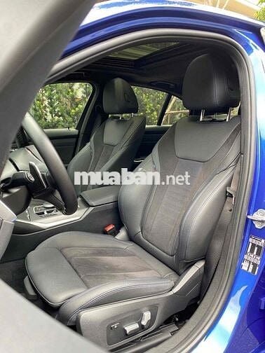 BMW 3 Series 2023 330i M Sport - 4500 km