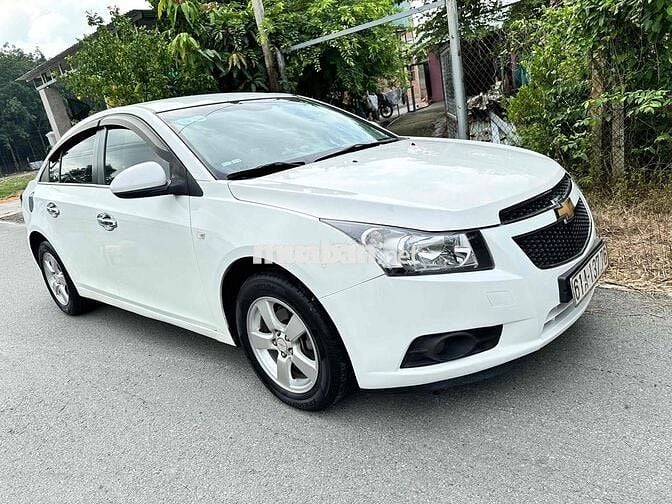Cần bán Chevrolet Cruze 2013 LTZ 1.8 tự động 240tr