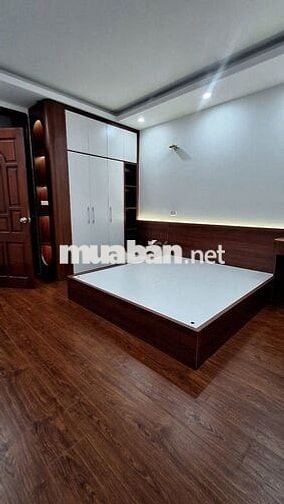 Chính chủ bán nhà phố Trung Phụng - Đống Đa giá 8,48 Tỷ. DTSD 36m x6T