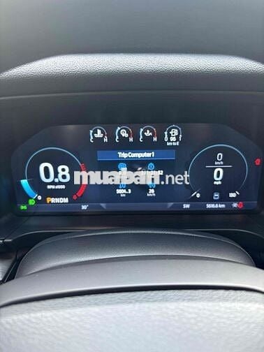 Ford Everest 2024 Titanium 2.0L 4x2 AT - 5400 km