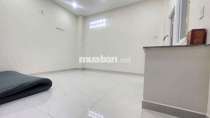 Phòng trọ Tôn Thất Thuyết, có thang máy, giờ giấc tự do
