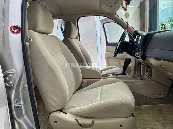 Ford Everest 2.5L 4x2 AT - 75.000km một đời chủ
