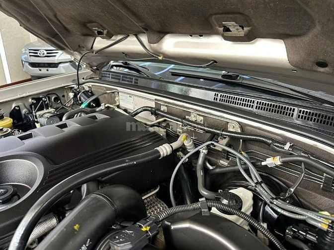 Ford Everest 2.5L 4x2 AT - 75.000km một đời chủ