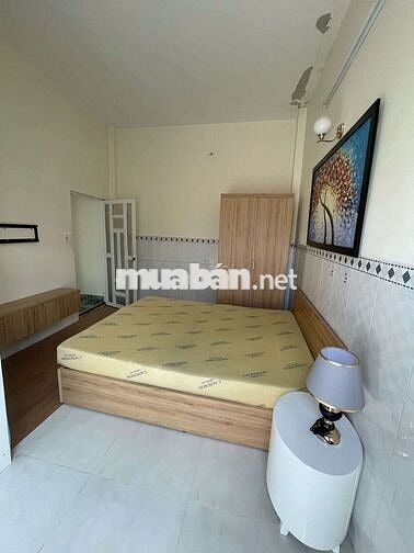 Nhà mới có nội thấy như hình, 3pn 3wc sân xe máy ban đông, dg 8m thông