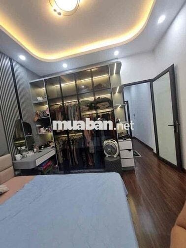 Kim Giang cách 1 nhà ra oto tránh, Ngõ Trước nhà Rộng 3m, 35m x 5 tâng