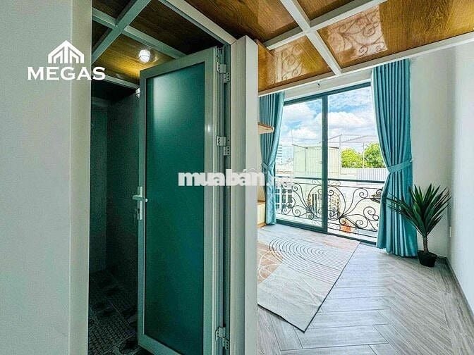 Phòng có gác 30m2 đường Dương Quảng Hàm ngay ĐH Văn Lang