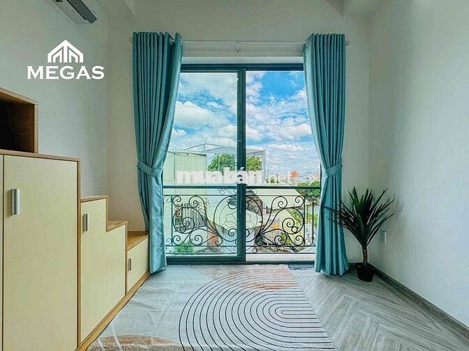 Phòng có gác 30m2 đường Dương Quảng Hàm ngay ĐH Văn Lang