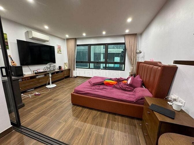 BÁN NHÀ CẦU GIẤY – 8 TẦNG THANG MÁY – 2 MẶT THOÁNG VĨNH VIỄN