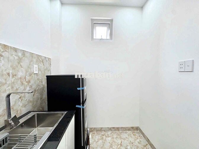 CHDV FULL NỘI THẤT – HẺM 424 NGUYỄN TẤT THÀNH, Q4 – GIÁ 7.5TR