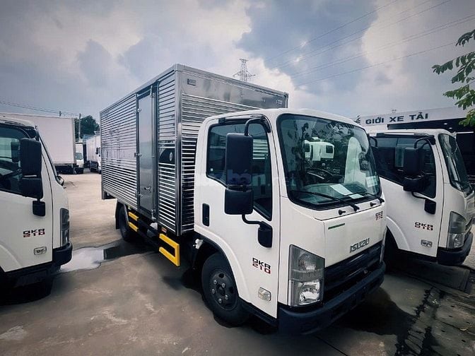 TUYỂN PHỤ XE TẢI GIAO HÀNG SIÊU THỊ | ỔN ĐỊNH 16TR| BAO ĂN Ở HCM,BD,DN